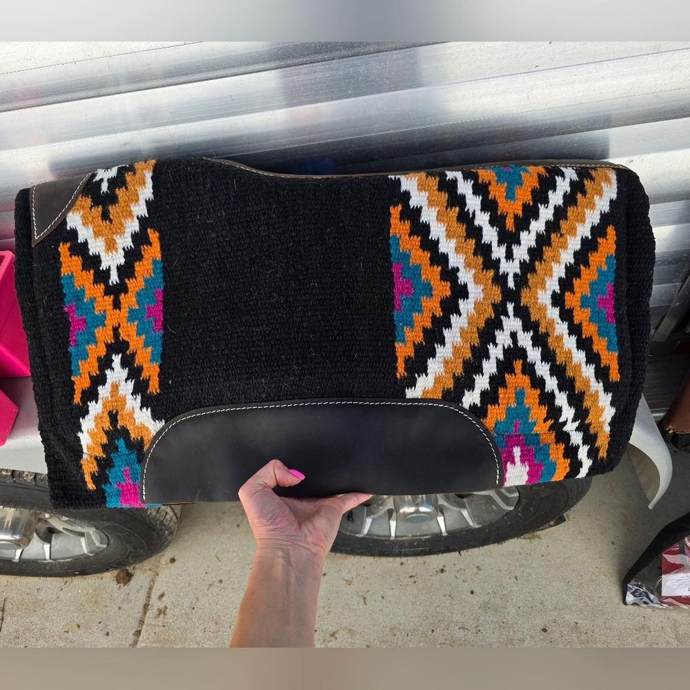 Multi Showman 34 x 36 Multi-Color Memory Felt Western Saddle Pad New